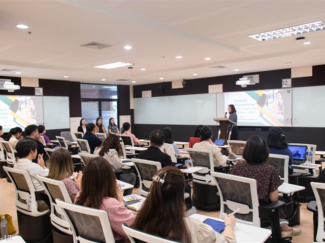 คณะศิลปศาสตร์จัดโครงการพัฒนาศักยภาพอาจารย์ที่ปรึกษาคณะศิลปศาสตร์