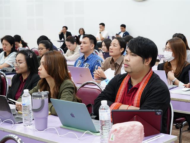 กองบริการการศึกษา พัฒนาบุคลากรสายวิชาการ 