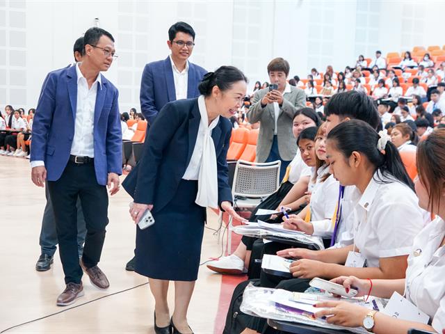 ต้อนรับฟ้ามุ่ยช่อที่ 14 สู่มหาวิทยาลัยพะเยา