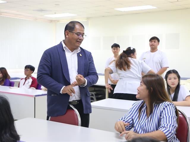 ครงการเตรียมความพร้อมด้านวิชาการและทักษะการใช้ชีวิตในมหาวิทยาลัยของนิสิตชั้นปีที่ 1 ประจำปีการศึกษา 2567 กิจกรรมต้อนรับ "ฟ้ามุ่ยช่อที่ 14" ของมหาวิทยาลัยพะเยา