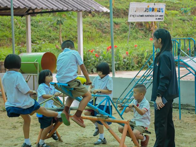 วิทยาลัยการศึกษา ดำเนินโครงการบริการวิชาการในพื้นที่พิเศษ ณ โรงเรียนตำรวจตระเวนชายแดนเบ็ตตี้ดูเมน ตำบลผาช้างน้อย อำเภอปง จังหวัดพะเยา
