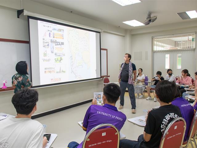 คณะศิลปศาสตร์จัดโครงการปฐมนิเทศ อบรมทักษะทางภาษาและการใช้ชีวิตในมหาวิทยาลัย