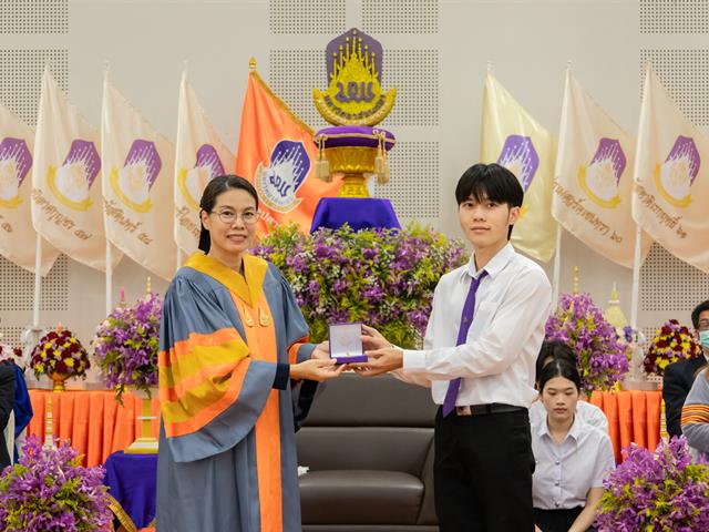 คณะศิลปศาสตร์จัดพิธีไหว้ครู “กราบคุรุปูจา ครูบาอาจารย์เจ้า” ประจำปีการศึกษา ๒๕๖๗