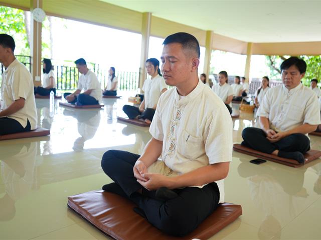 กิจกรรมถวายเทียนพรรษาประจำปี 2567 “ถือตะกร้าไปฮอมบุญ ถวายเทียนพรรษา เติมพลังใจให้ชีวิต มีความสุขตลอดกาล”  กองกลาง มหาวิทยาลัยพะเยา