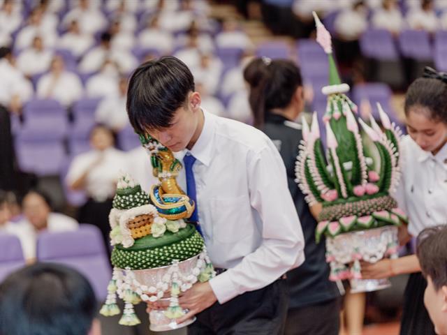 สาขาวิชาอนามัยชุมชน มพ. จัดกิจกรรมเกียรติยศ มอบเข็มพระบิดา เสื้อกาวน์ & กิจกรรมพิธีน้อมวันทา จริยา บูชาครู ประจำปีการศึกษา 2567