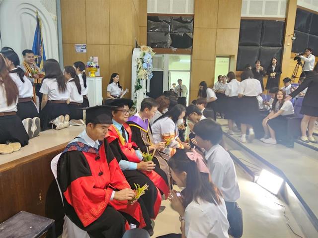 คณะสหเวชศาสตร์ มหาวิทยาลัยพะเยา จัดพิธีไหว้ครู คณะสหเวชศาสตร์ ประจำปีการศึกษา 2567 