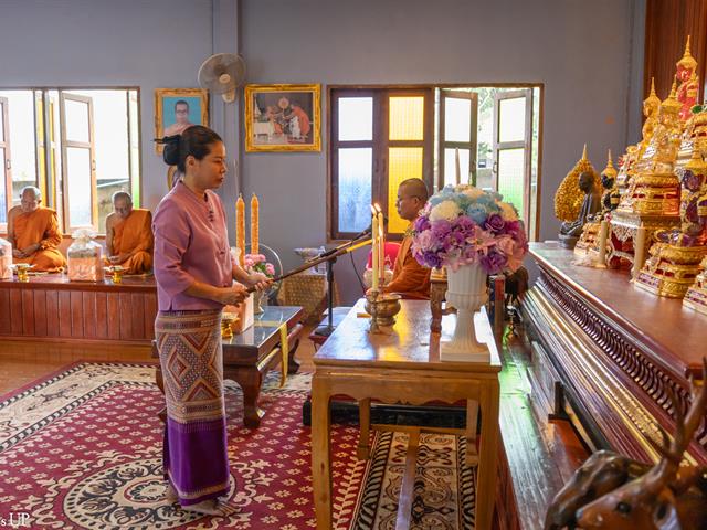 คณะศิลปศาสตร์จัดโครงการถวายเทียนส่องธรรม เนื่องในโอกาสวันอาสาฬหบูชาและวันเข้าพรรษา ๒๕๖๗