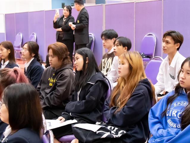 คณะศิลปศาสตร์ให้การต้อนรับคณาจารย์และนิสิตจากคณะสังคมศาสตร์ มหาวิทยาลัยราชภัฏเชียงราย