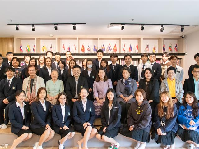คณะศิลปศาสตร์ให้การต้อนรับคณาจารย์และนิสิตจากคณะสังคมศาสตร์ มหาวิทยาลัยราชภัฏเชียงราย