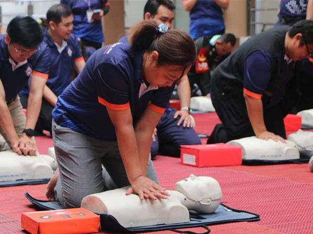 คณะสาธารณสุขศาสตร์ จัดกิจกรรมอบรมเชิงปฏิบัติการ “ฝึกซ้อมการอพยพหนีไฟ และตอบโต้เหตุฉุกเฉิน” 