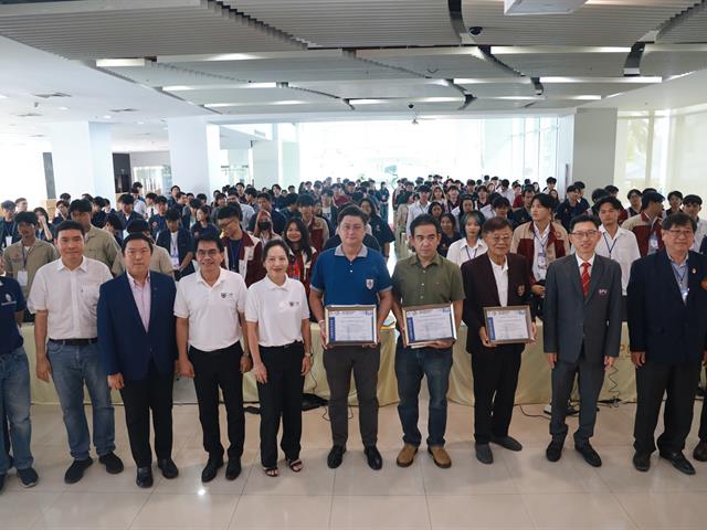 วิศวกรรมโยธา มพ. เข้าร่วมแข่งขันประมาณราคาด้วย BIM ในงาน International Engineering Expo 2024