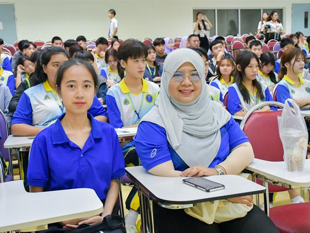 วิทยาลัยการศึกษา ต้อนรับคณะครูและนักเรียนโรงเรียนดรุณราษฎร์วิทยา จังหวัดเชียงราย