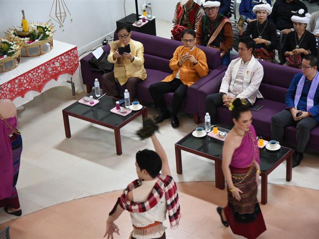 พิธีไหว้ครูสล่าพื้นเมือง กิ๋นอ้อผญาล้านนา