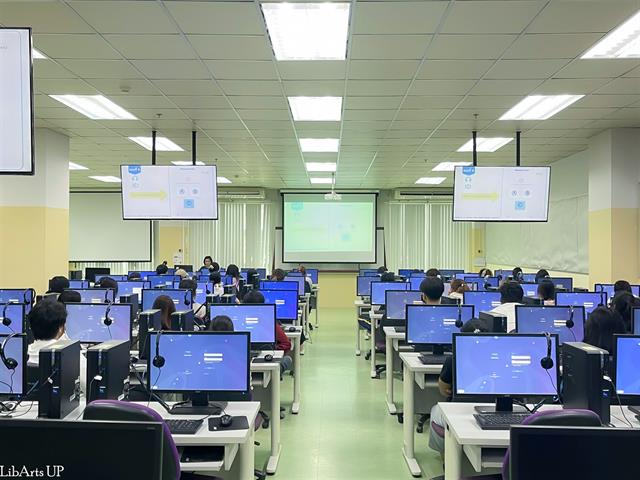 ศูนย์ภาษา คณะศิลปศาสตร์ จัดทดสอบวัดความรู้ภาษาอังกฤษด้วยโปรแกรมสำเร็จรูป และจัดทดสอบวัดความรู้ภาษาอังกฤษ โดยข้อสอบศูนย์ภาษา (UP-STEP)