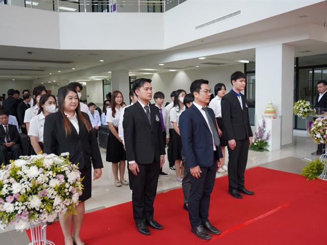 คณะสหเวชศาสตร์ เข้าร่วมพิธีวางพวงมาลาถวายสักการะแก่พระราชบิดาแห่งการแพทย์แผนปัจจุบันและการสาธารณสุขไทย เนื่องในวันมหิดล ประจำปี 2567