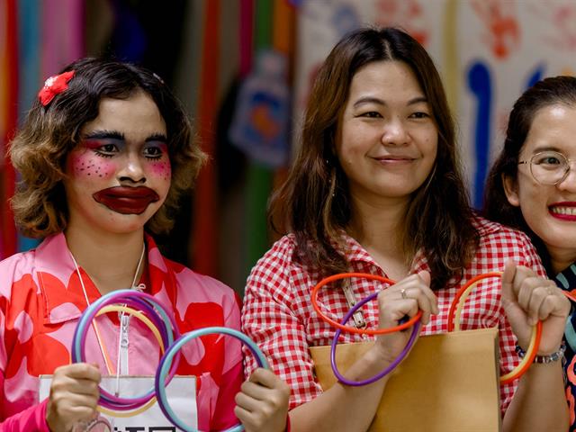 คณะรัฐศาสตร์และสังคมศาสตร์ 
