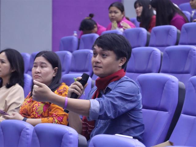 คณะรัฐศาสตร์และสังคมศาสตร์ 