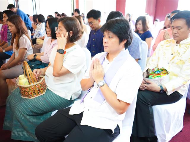 The University of Phayao will organize the annual Tak Bat Devo Tradition in 2024.