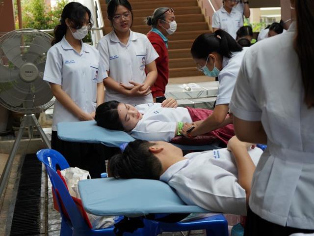 การรับบริจาคโลหิตร่วมกับกิจกรรมกยศ.รวมใจปันโลหิต ต่อชีวิตเพื่อนมนุษย์ ปีที่ 12