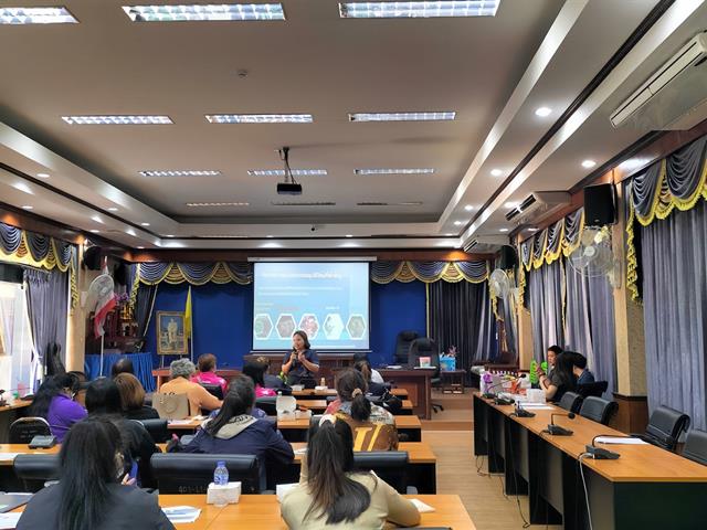 ทีมคณาจารย์ สาสุขฯ มพ. ร่วมเป็นส่วนหนึ่งในการสร้างสรรค์ อาสาสมัครสาธารณสุขประจำหมู่บ้านแม่กา จังหวัดพะเยา ในการเป็นต้นแบบการดูแลด้านสุขภาพในสังคมยุคใหม่
