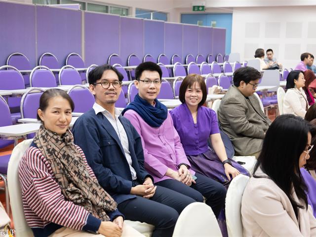 คณะศิลปศาสตร์จัดโครงการทำบุญคณะศิลปศาสตร์ และ การบรรยายธรรม  "ธรรมะนำใจ: สร้างจริยธรรมในการทำงาน" เนื่องในวันขึ้นปีใหม่ ๒๕๖๘