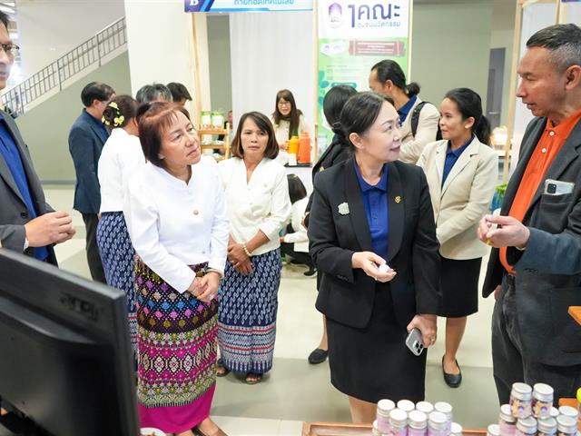 วิทยาลัยการศึกษา คว้าโล่รางวัลระดับเหรียญทองแดง โครงการ 1 คณะ 1 ชุมชนนวัตกรรม ในงานพะเยาวิจัยครั้งที่ 14 และรางวัลนักวิจัยดีเด่นมหาวิทยาลัยพะเยา  