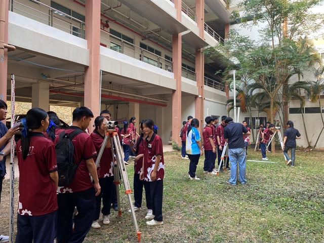 คณะวิศวกรรมศาสตร์ เปิดบ้านต้อนรับนักเรียนเทศบาล 6 นครเชียงราย จัดกิจกรรมอบรมเชิงปฏิบัติการ เสริมหลักสูตรด้านวิศวกรรม