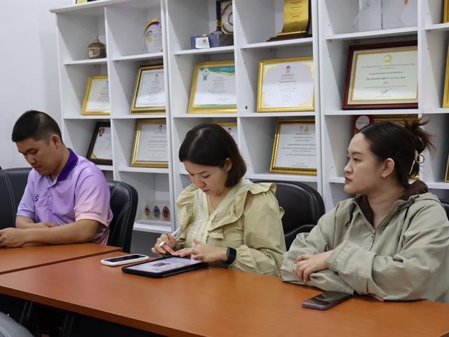 คณะรัฐศาสตร์และสังคมศาสตร์ 