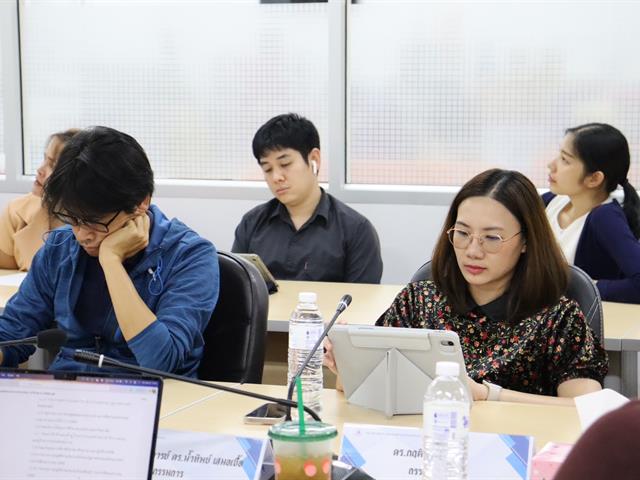 คณะรัฐศาสตร์และสังคมศาสตร์ 