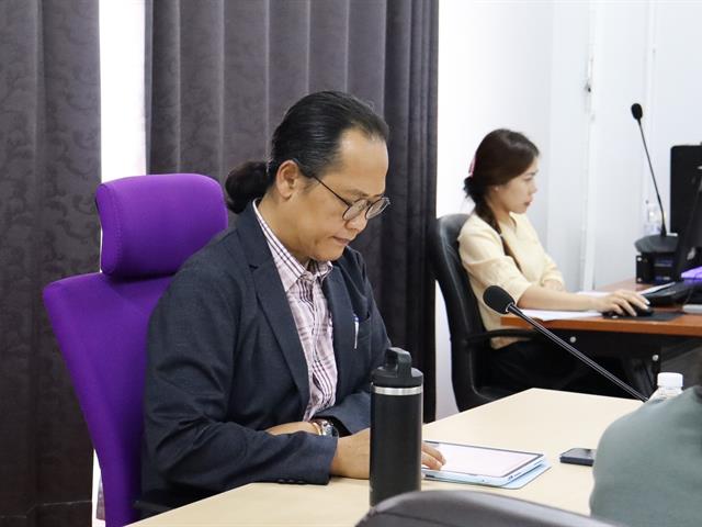 คณะรัฐศาสตร์และสังคมศาสตร์ 