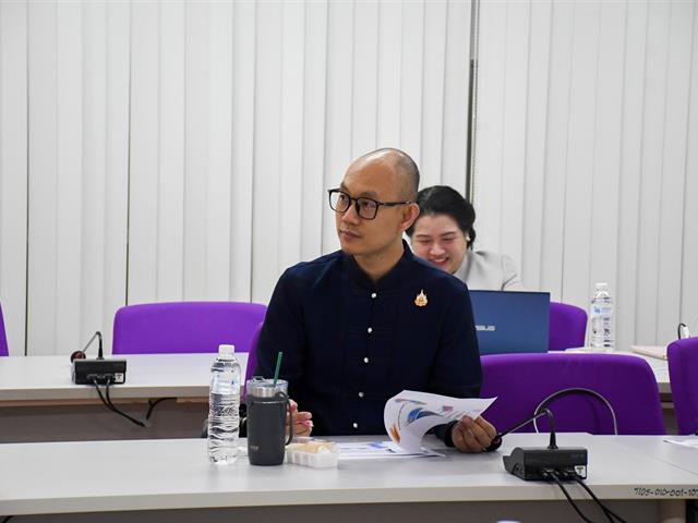 วิทยาลัยการศึกษา จัดอบรมเชิงปฏิบัติการเรื่อง “การสร้างผลงานทางวิชาการ ประเภทหนังสือ ตำราและงานวิจัยที่มีผลกระทบสูง เพื่อตอบโจทย์การศึกษากับการพัฒนาเศรษฐกิจ”