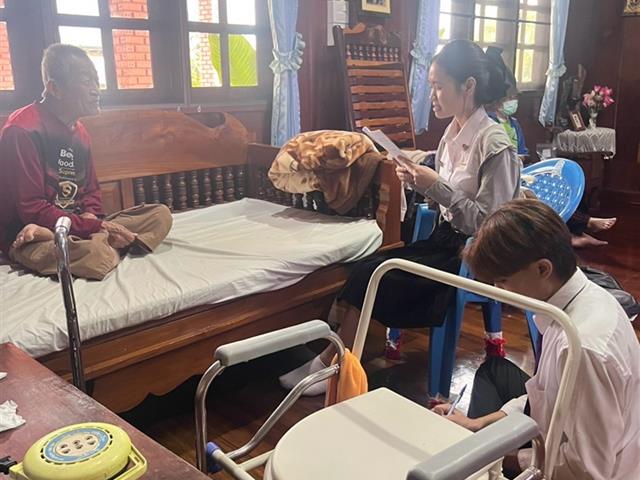 ม.พะเยา คัดกรองสุขภาพผู้สูงวัย แม่ใส คณะสาธารณสุขศาสตร์ ลงพื้นที่ตรวจสุขภาพผู้สูงอายุ เดินหน้าโครงการ "ชะลอชรา สร้างชีวายืนยาว : สุขภาพดีสู่ผู้สูงวัส"