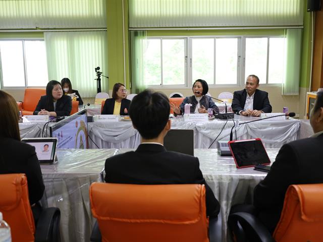 ติดตามฝึกปฏิบัติวิชาชีพบริหารการศึกษา