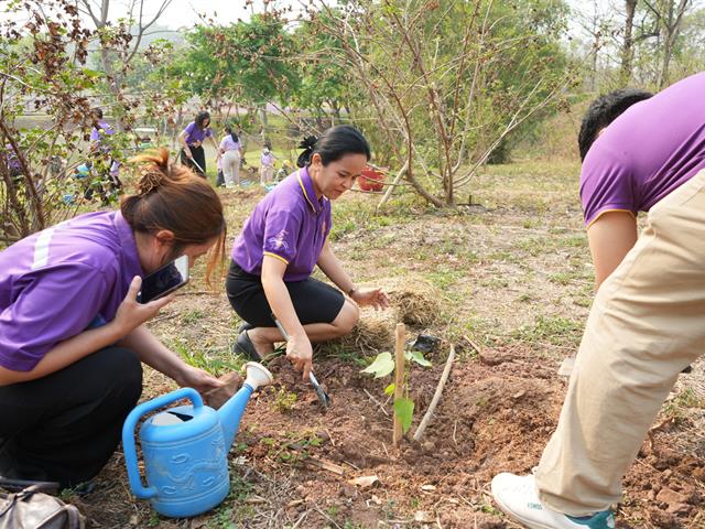 เนื่องในโอกาสวันคล้ายวันพระราชสมภพ 