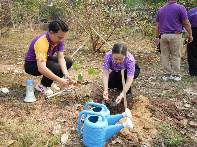 เนื่องในโอกาสวันคล้ายวันพระราชสมภพ 