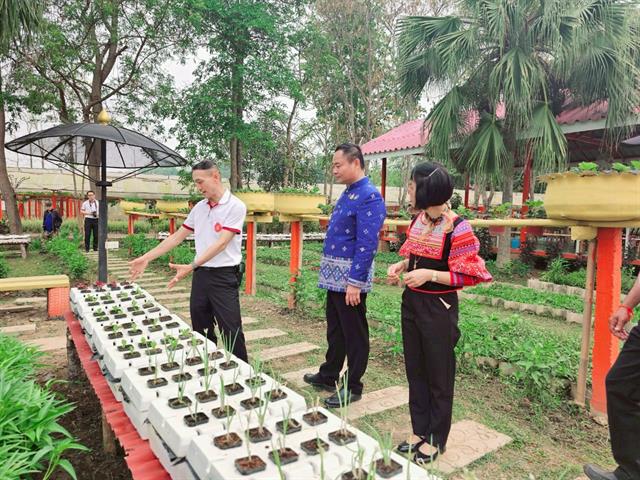 ร่วมพิธีเปิดป้ายศูนย์ประสานงานและส่งเสริมการมีงานทำ