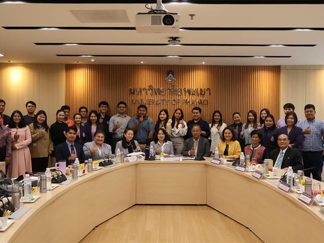 วิทยาลัยการจัดการ ต้อนรับคณะศึกษาดูงานคณะศึกษาศาสตร์และศิลปศาสตร์ สถาบันสารสาสน์เทคโนโลยีแห่งสุวรรณภูมิ ในการเข้าฟังบรรยาย “บทบัญญัติทางกฎหมายที่เกี่ยวข้องกับการบริหารบุคลากรทางการศึกษาของคุรุสภา