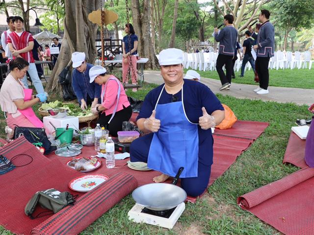 คณะรัฐศาสตร์และสังคมศาสตร์ 