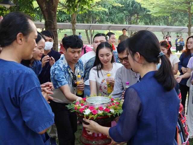 คณะรัฐศาสตร์และสังคมศาสตร์ 