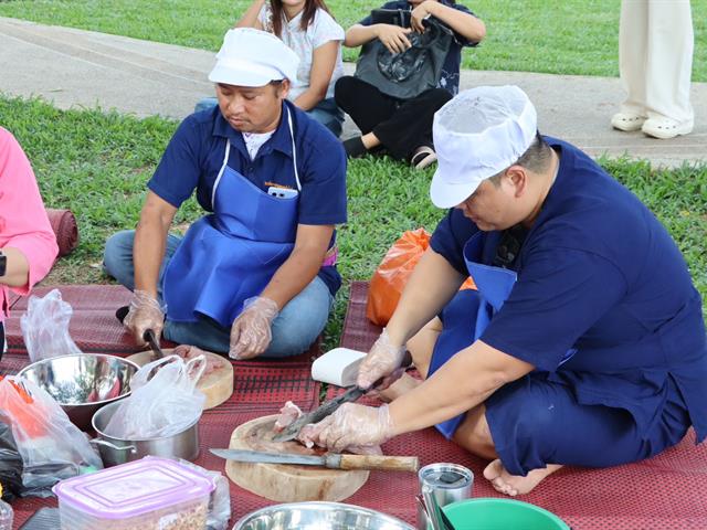 คณะรัฐศาสตร์และสังคมศาสตร์ 