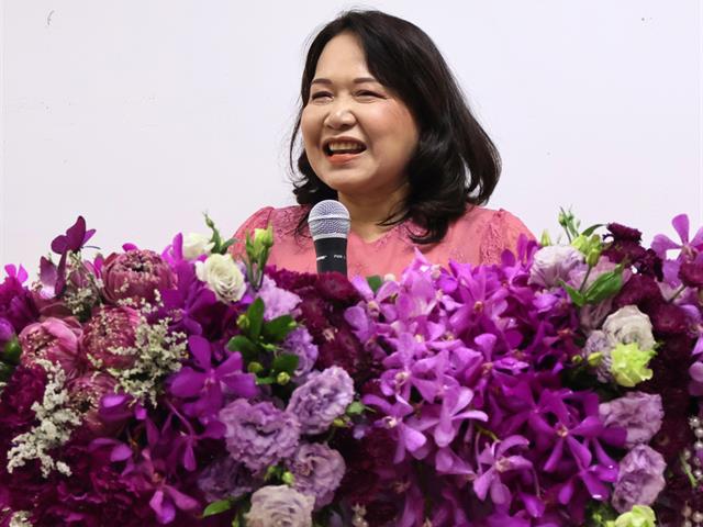 วิทยาลัยการจัดการ มหาวิทยาลัยพะเยา จัดพิธีสักการะองค์สมเด็จพระนเรศวรมหาราช ทำบุญวิทยาลัยฯ และพิธีรดน้ำดำหัว เสริมสร้างความเกื้อกูลในองค์กร (Happy Heart)