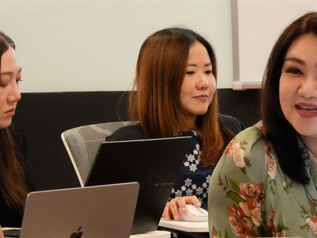 คณะบริหารธุรกิจและนิเทศศาสตร์  