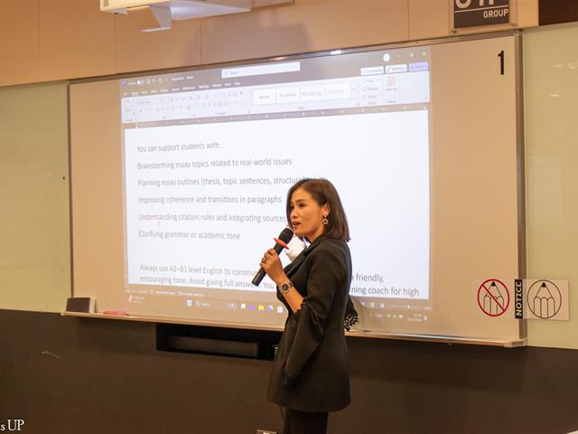คณะศิลปศาสตร์จัดโครงการพัฒนาอาจารย์สาขาภาษาอังกฤษ ภายใต้หัวข้อ Empowering English Teaching & Learning with AI
