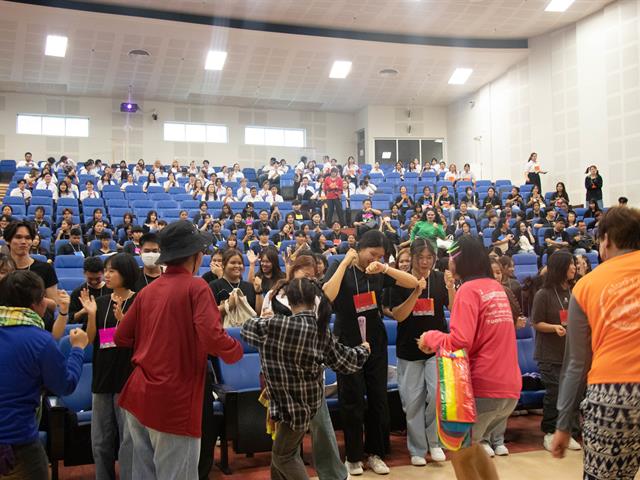 คณะศิลปศาสตร์จัดโครงการสานสัมพันธ์น้องใหม่ หล่อหลอมดวงใจเลือดสีส้มอิฐ ครั้งที่ 19