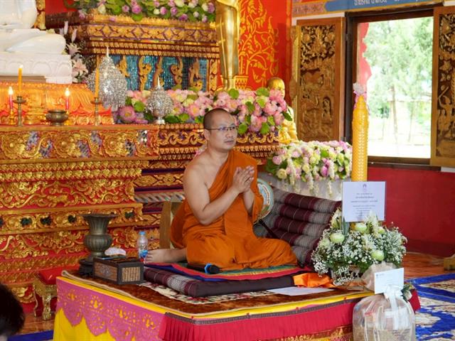 มหาวิทยาลัยพะเยา สืบสานประเพณีถวายเทียนพรรษา เนื่องในเทศกาลวันเข้าพรรษา ประจำปี 2568