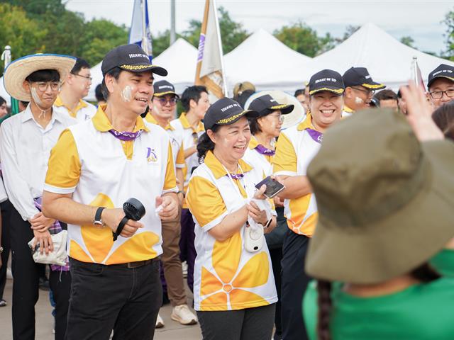 ศูนย์สิ่งแวดล้อมและการจัดการที่ยั่งยืน มหาวิทยาลัยพะเยา ร่วมประเพณีเดินขึ้น ม. ประจำปี 2568