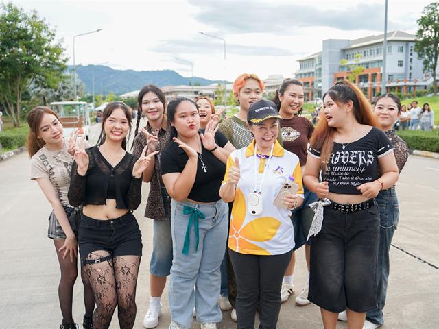 ศูนย์สิ่งแวดล้อมและการจัดการที่ยั่งยืน มหาวิทยาลัยพะเยา ร่วมประเพณีเดินขึ้น ม. ประจำปี 2568