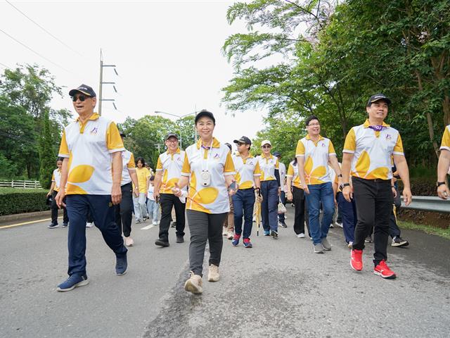 ศูนย์สิ่งแวดล้อมและการจัดการที่ยั่งยืน มหาวิทยาลัยพะเยา ร่วมประเพณีเดินขึ้น ม. ประจำปี 2568