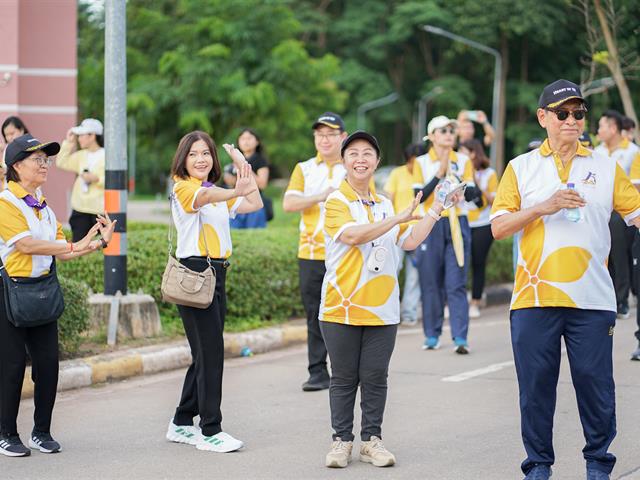 ศูนย์สิ่งแวดล้อมและการจัดการที่ยั่งยืน มหาวิทยาลัยพะเยา ร่วมประเพณีเดินขึ้น ม. ประจำปี 2568