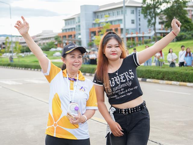 ศูนย์สิ่งแวดล้อมและการจัดการที่ยั่งยืน มหาวิทยาลัยพะเยา ร่วมประเพณีเดินขึ้น ม. ประจำปี 2568
